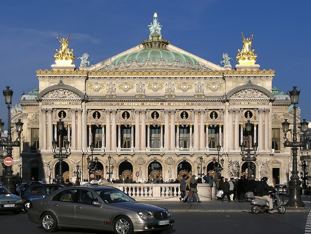 Façade du Palais Garnier à Paris
